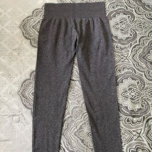 NVGTN leggings LARGE